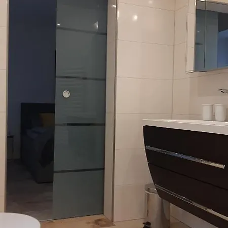 Moderne Altstadt-ferienwohnung Хаммельбург