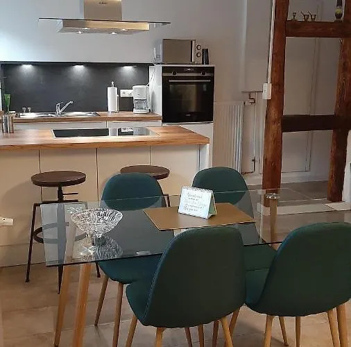 Apartament Moderne Altstadt-ferienwohnung