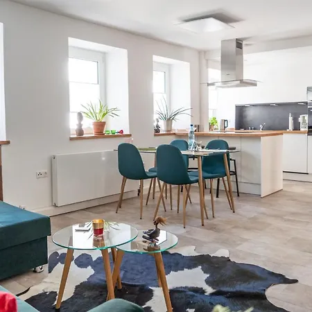 아파트 Moderne Altstadt-ferienwohnung